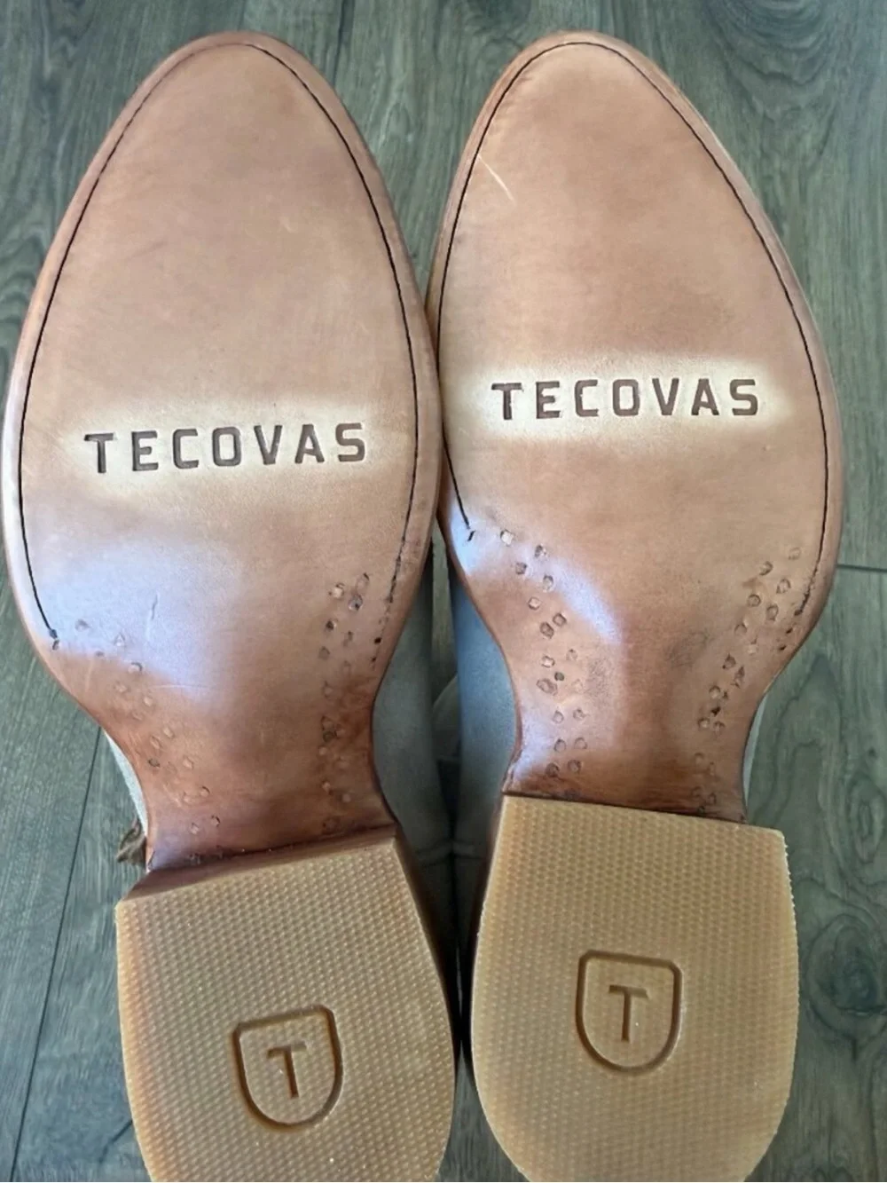 Tecovas Women's Suede Ankle Boots - Light Gray Suede